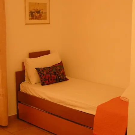 Muses Apartament Neos Marmaras